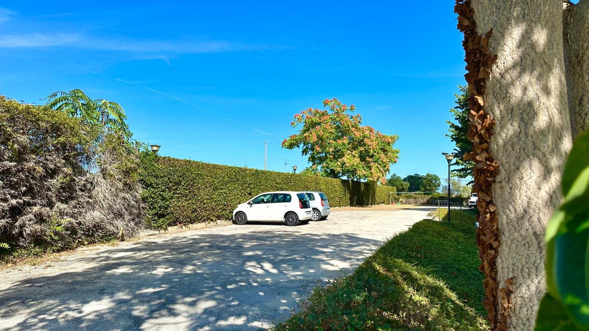 S214 - Sirolo, Trilocale Con Giardino In Zona Tranquilla Daire Dış mekan fotoğraf