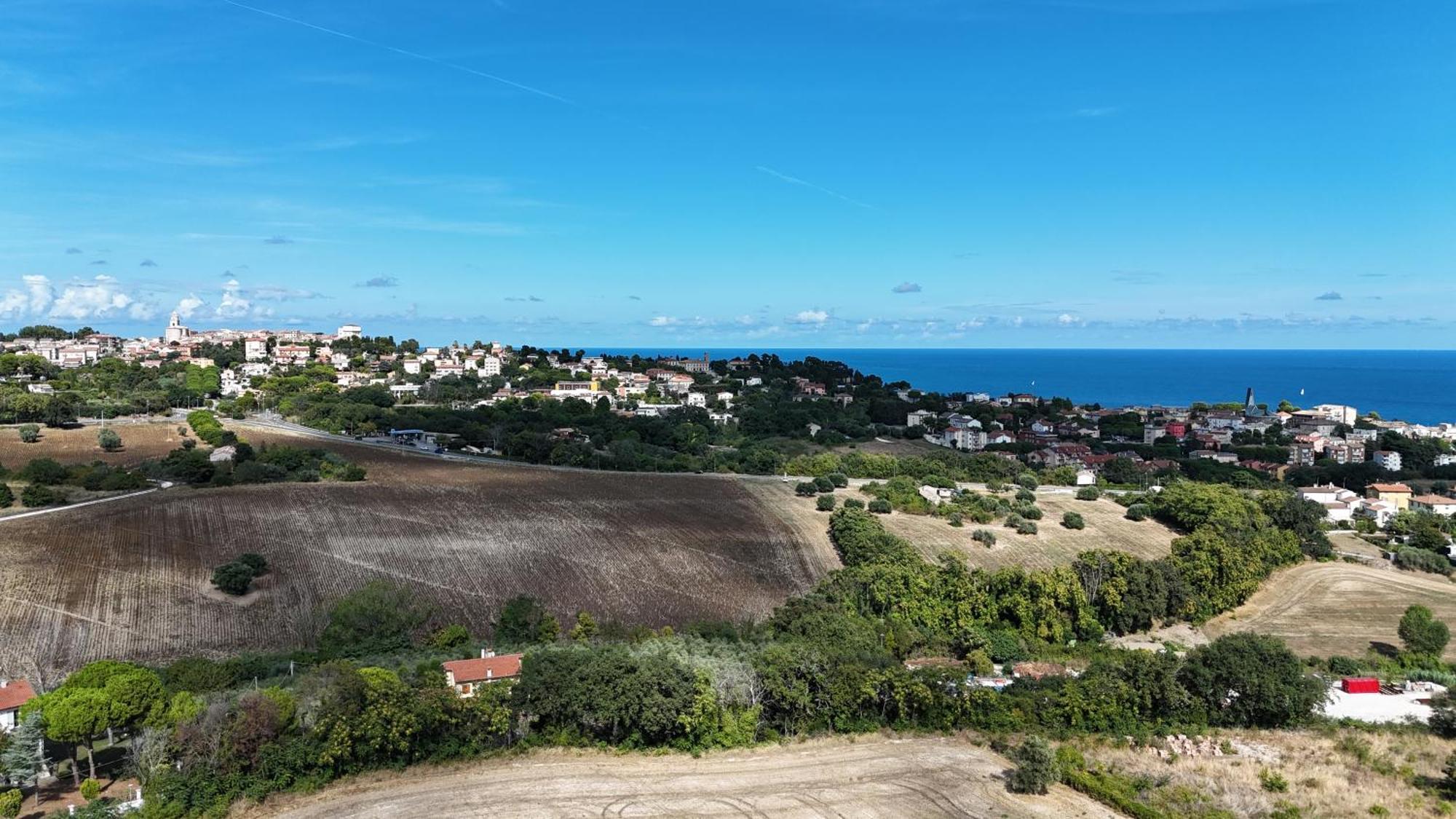 S214 - Sirolo, Trilocale Con Giardino In Zona Tranquilla Daire Dış mekan fotoğraf